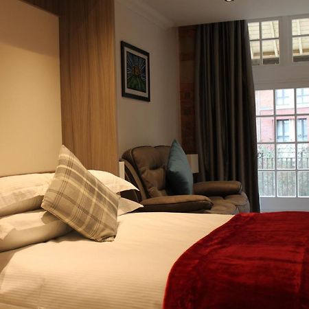Waters Edge At Cocoa Suites يورك المظهر الخارجي الصورة