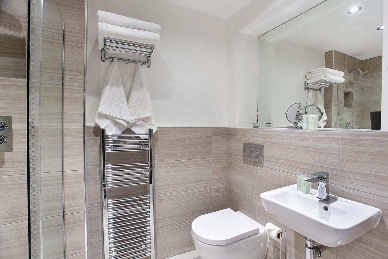 Waters Edge At Cocoa Suites يورك المظهر الخارجي الصورة