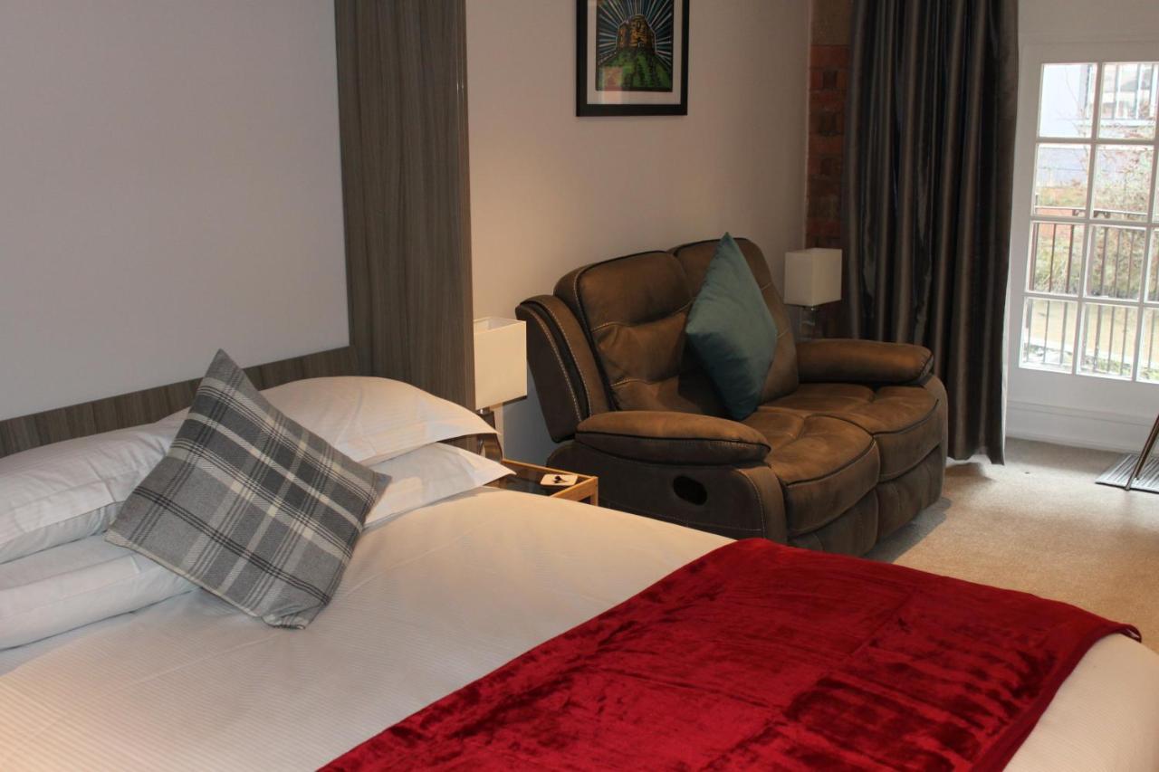 Waters Edge At Cocoa Suites يورك المظهر الخارجي الصورة